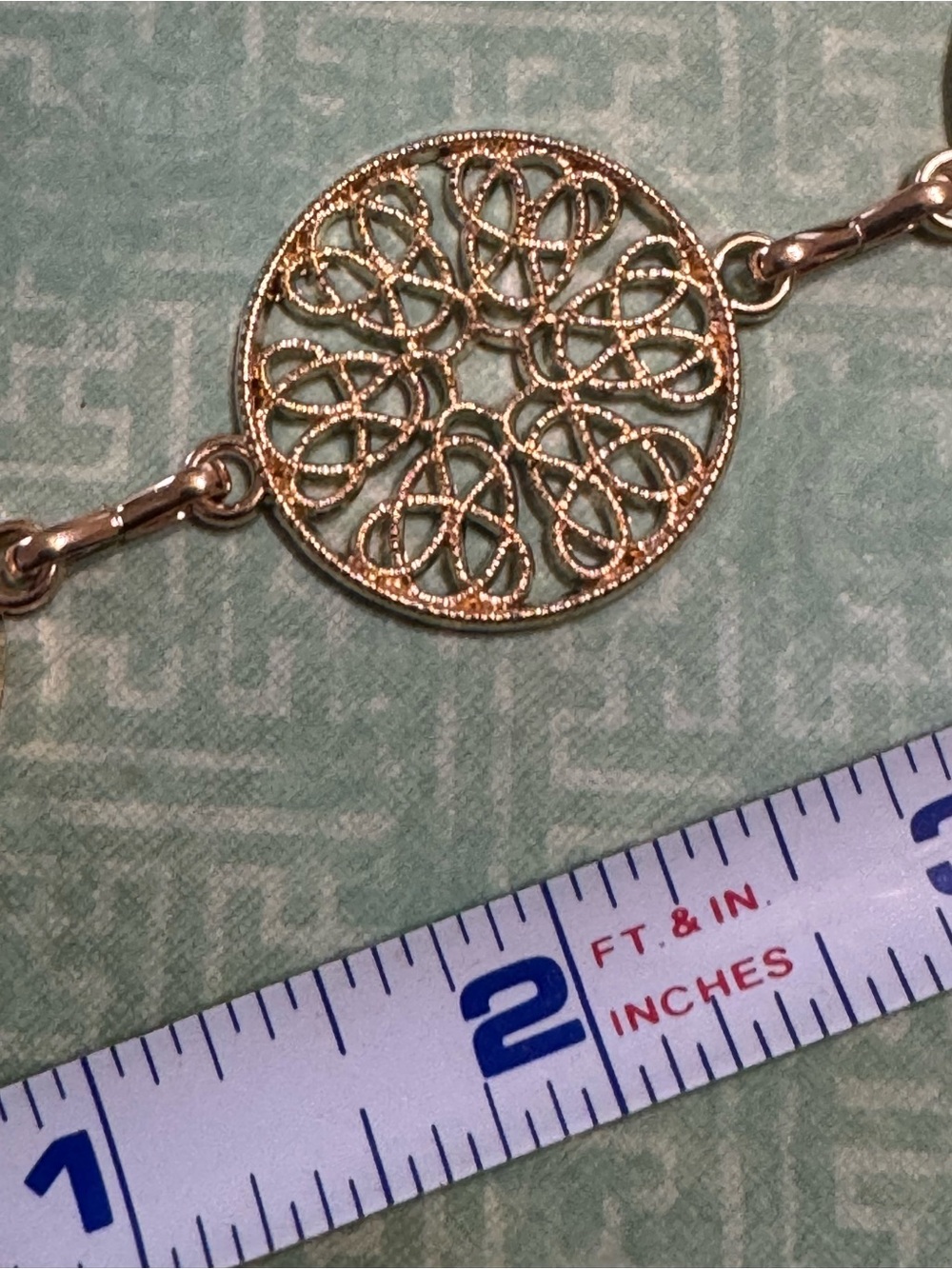 GOLD TONE MEDALLION BELT - Picture 3 of 7